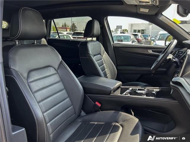 2024 Volkswagen Atlas Cross Sport 2.0 TSI Highline (Stk: KU0527) in Okotoks - Image 21 of 24