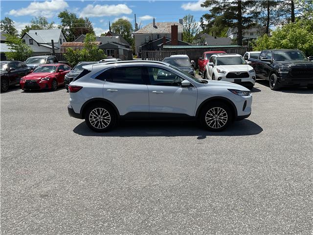 2025 Ford Escape PHEV (Stk: 260632) in North Bay - Image 7 of 34