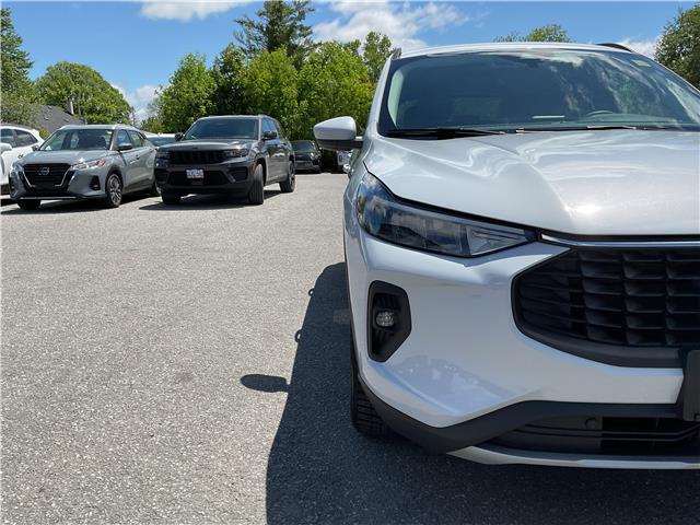 2025 Ford Escape PHEV (Stk: 260632) in North Bay - Image 13 of 34