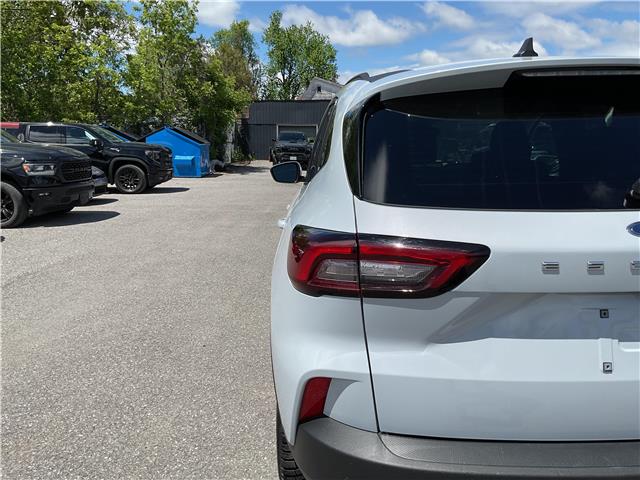 2025 Ford Escape PHEV (Stk: 260632) in North Bay - Image 15 of 34