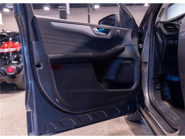 2024 Ford Escape Platinum (Stk: B69427) in Calgary - Image 12 of 26 2024 Ford Escape Platinum (Stk: B69427) in Calgary - Image 12 of 26