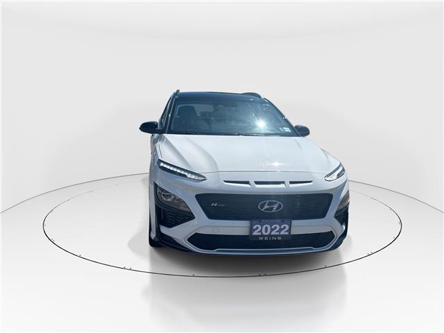 2022 Hyundai Kona 1.6T N Line w/Two-Tone Roof (Stk: 16105586A) in Markham - Image 2 of 12