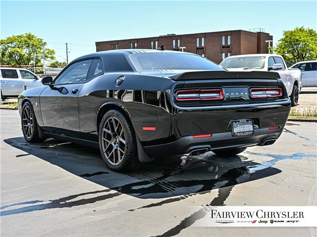 2018 Dodge Challenger R/T 392 (Stk: U21697) in Burlington - Image 4 of 37