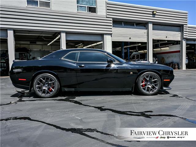2018 Dodge Challenger R/T 392 (Stk: U21697) in Burlington - Image 11 of 37