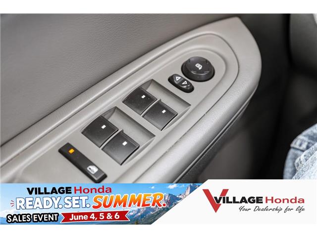 2016 Chevrolet Traverse LS (Stk: TR0693A) in Calgary - Image 12 of 33