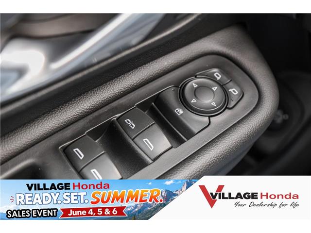 2022 GMC Terrain SLT (Stk: PR0802A) in Calgary - Image 12 of 33 2022 GMC Terrain SLT (Stk: PR0802A) in Calgary - Image 12 of 33