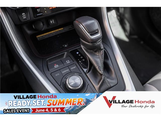 2019 Toyota RAV4 Limited (Stk: VR0537B) in Calgary - Image 21 of 34