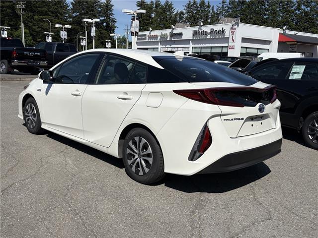 2020 Toyota Prius Prime (Stk: P4948) in Surrey - Image 3 of 15 2020 Toyota Prius Prime (Stk: P4948) in Surrey - Image 3 of 15