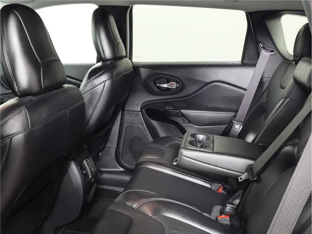 2021 Jeep Cherokee Altitude (Stk: A21117) in Calgary - Image 11 of 21 2021 Jeep Cherokee Altitude (Stk: A21117) in Calgary - Image 11 of 21
