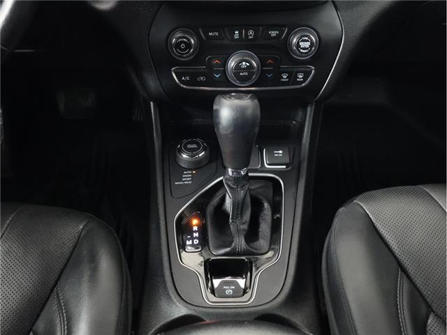 2021 Jeep Cherokee Altitude (Stk: A21117) in Calgary - Image 14 of 21 2021 Jeep Cherokee Altitude (Stk: A21117) in Calgary - Image 14 of 21