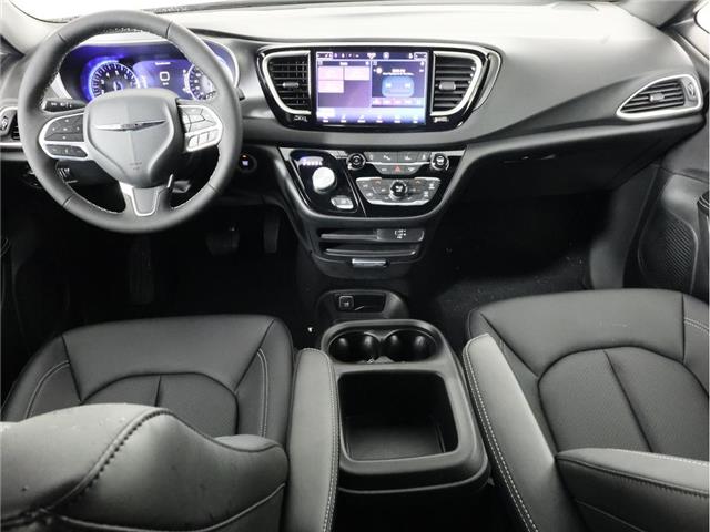 2026 Chrysler Grand Caravan SXT (Stk: 26T231) in Calgary - Image 11 of 19