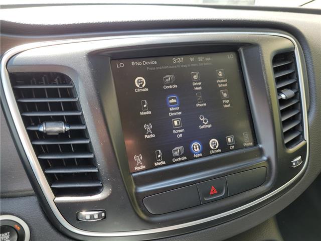 2016 Chrysler 200 LIMITED| REMOTE START | HEATED SEATS /WHEEL |R-CAM (Stk: H22959B) in St. Catharines - Image 8 of 25
