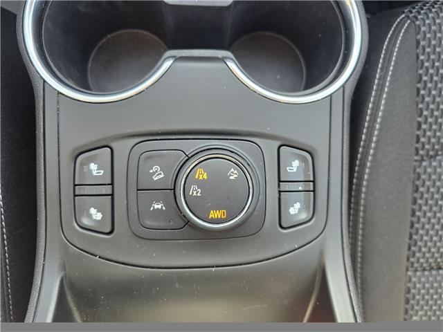 2022 GMC Terrain SLE in Saskatoon - Image 10 of 13