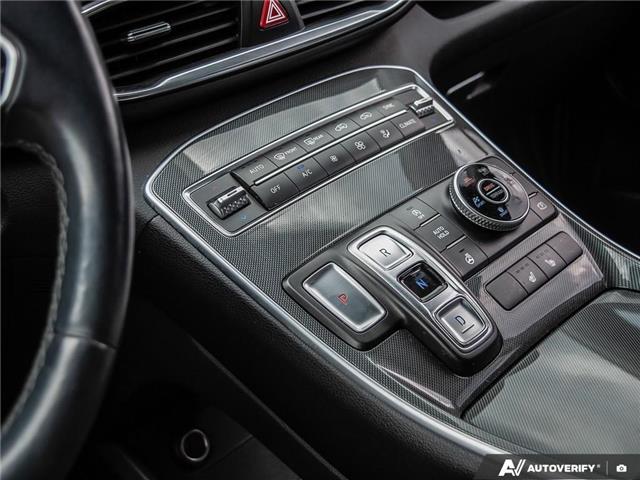 2022 Hyundai Santa Fe Preferred w/Trend Package (Stk: 110744) in London - Image 16 of 23