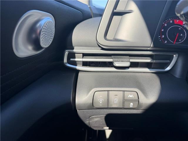 2023 Hyundai Elantra ESSENTIAL (Stk: 112214) in London - Image 16 of 20