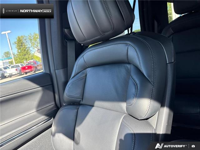 2026 Lincoln Navigator L Reserve (Stk: 6LN3849) in Brantford - Image 18 of 23