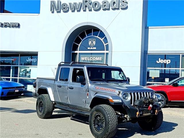2020 Jeep Gladiator Overland (Stk: 28449T) in Newmarket - Image 1 of 14