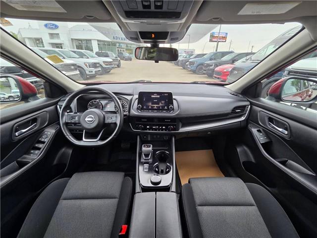 2024 Nissan Rogue SV Moonroof (Stk: TA-576A) in Calgary - Image 2 of 15