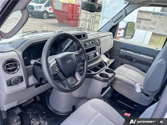 2027 Ford E-Series Cutaway  (Stk: V-537) in Calgary - Image 6 of 13