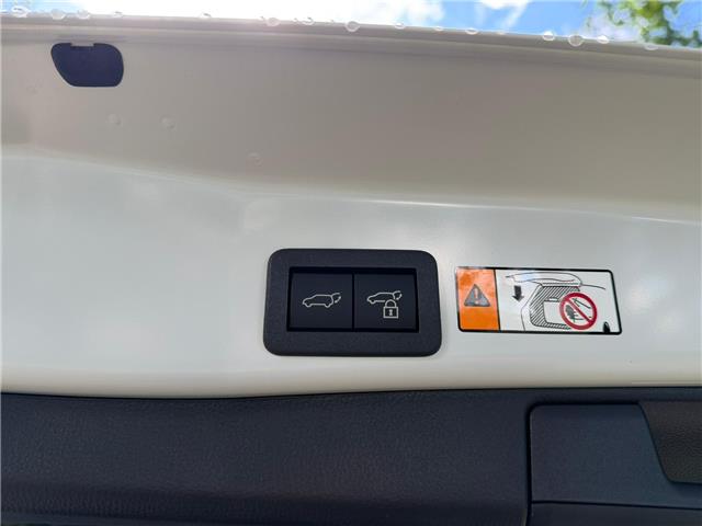 2026 Toyota RAV4 XLE (Stk: Z045054) in North Vancouver - Image 12 of 23
