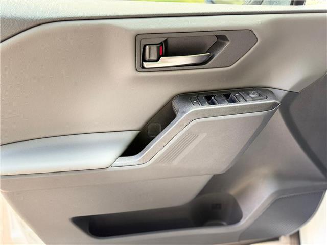 2026 Toyota RAV4 XLE (Stk: Z045054) in North Vancouver - Image 15 of 23