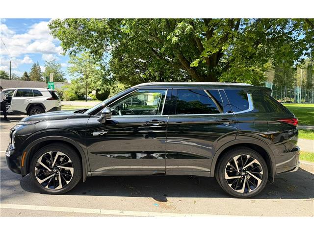 2023 Mitsubishi Outlander Plug-In Hybrid GT (Stk: 610938A) in North Vancouver - Image 6 of 23