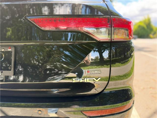 2023 Mitsubishi Outlander Plug-In Hybrid GT (Stk: 610938A) in North Vancouver - Image 10 of 23