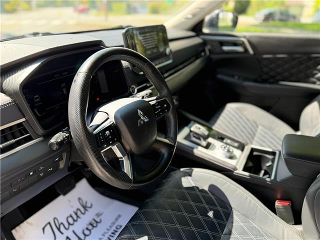 2023 Mitsubishi Outlander Plug-In Hybrid GT (Stk: 610938A) in North Vancouver - Image 13 of 23