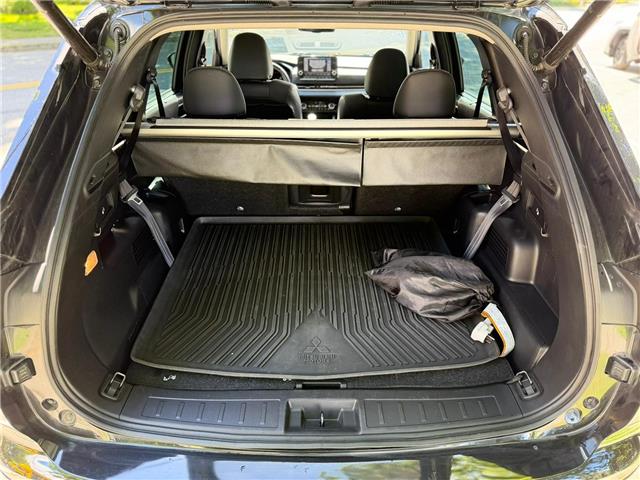 2023 Mitsubishi Outlander Plug-In Hybrid GT (Stk: 610938A) in North Vancouver - Image 14 of 23