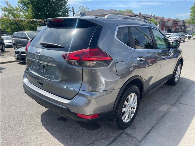 2017 Nissan Rogue SV (Stk: N818425-A) in Scarborough - Image 5 of 21 2017 Nissan Rogue SV (Stk: N818425-A) in Scarborough - Image 5 of 21