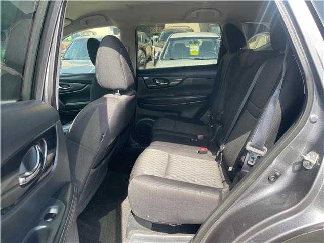 2017 Nissan Rogue SV (Stk: N818425-A) in Scarborough - Image 10 of 21 2017 Nissan Rogue SV (Stk: N818425-A) in Scarborough - Image 10 of 21
