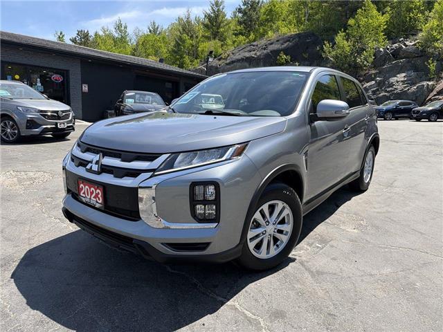 2023 Mitsubishi RVR SE