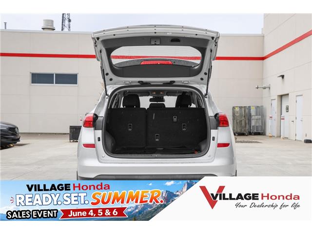 2019 Hyundai Tucson Essential w/Safety Package (Stk: TR0887A) in Calgary - Image 9 of 30