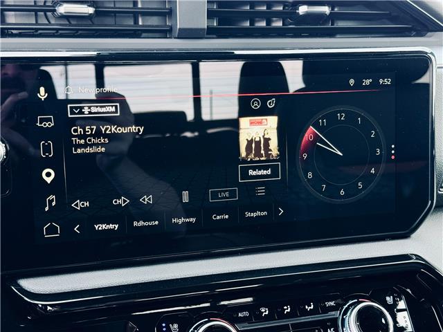 2025 GMC Sierra 1500 AT4 (Stk: 371180U) in PORT PERRY - Image 35 of 48