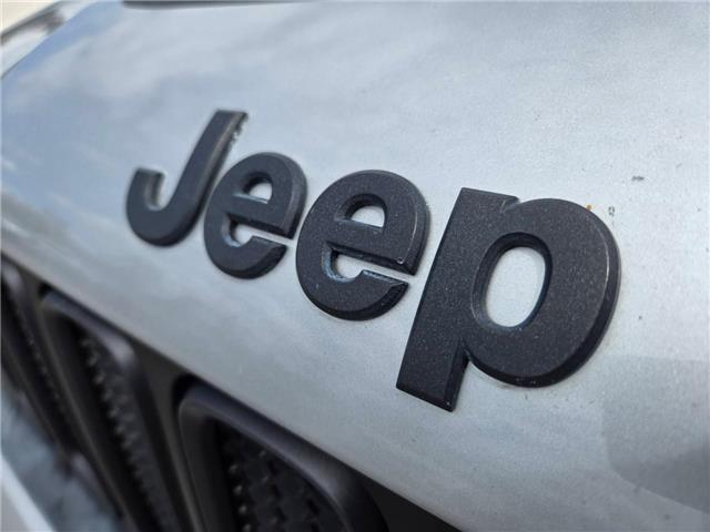 2015 Jeep Renegade Trailhawk (Stk: SA-1725A) in Calgary - Image 8 of 15 2015 Jeep Renegade Trailhawk (Stk: SA-1725A) in Calgary - Image 8 of 15