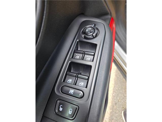2015 Jeep Renegade Trailhawk (Stk: SA-1725A) in Calgary - Image 14 of 15 2015 Jeep Renegade Trailhawk (Stk: SA-1725A) in Calgary - Image 14 of 15