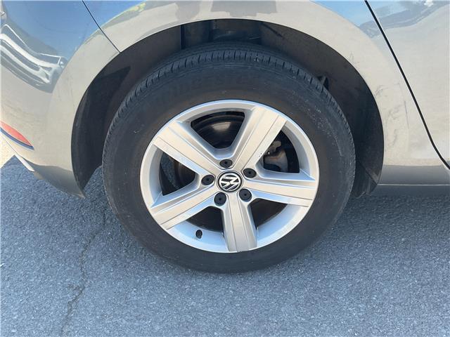 2021 Volkswagen Golf  (Stk: 260712) in Kingston - Image 12 of 33