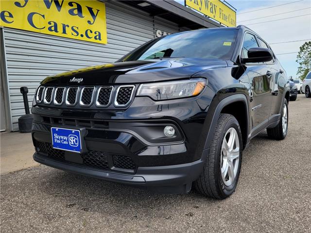 2023 Jeep Compass NORTH 4X4 | NAVI | PANO ROOF | LANE ASSIST | R-CAM (Stk: S9706A) in St. Catharines - Image 3 of 32