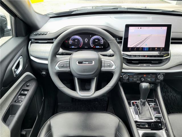 2023 Jeep Compass NORTH 4X4 | NAVI | PANO ROOF | LANE ASSIST | R-CAM (Stk: S9706A) in St. Catharines - Image 5 of 32
