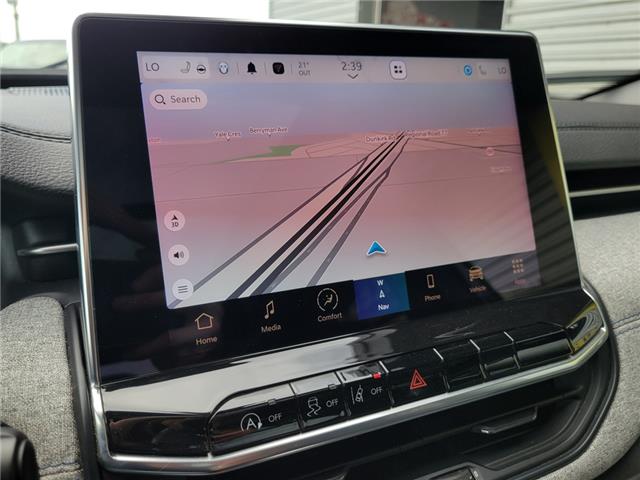 2023 Jeep Compass NORTH 4X4 | NAVI | PANO ROOF | LANE ASSIST | R-CAM (Stk: S9706A) in St. Catharines - Image 8 of 32