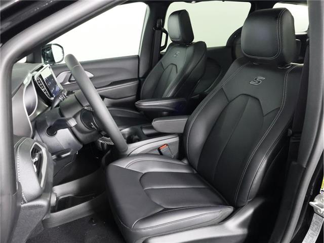 2026 Chrysler Pacifica Select (Stk: 26T220) in Calgary - Image 14 of 19