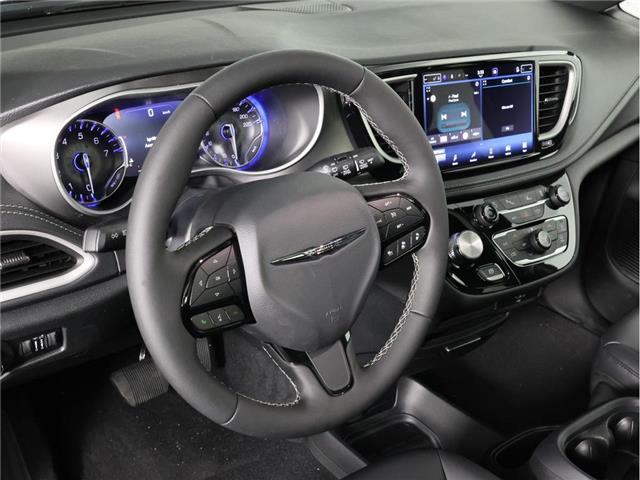 2026 Chrysler Pacifica Select (Stk: 26T220) in Calgary - Image 15 of 19