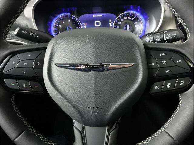 2026 Chrysler Pacifica Select (Stk: 26T220) in Calgary - Image 16 of 19