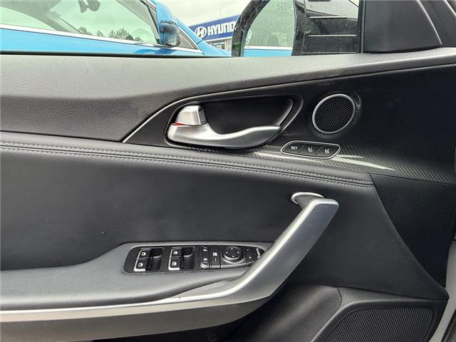 2020 Kia Stinger GT (Stk: 261851A) in Aurora - Image 13 of 20