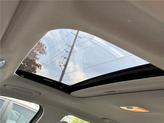 2025 Hyundai Elantra HEV Luxury w/Two-Tone Interior (Stk: 26U1317) in Aurora - Image 9 of 21