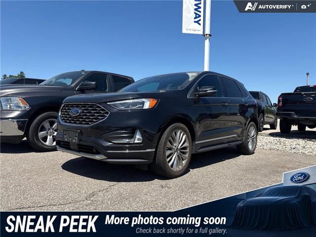 2022 Ford Edge Titanium
