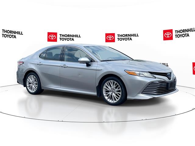 2020 Toyota Camry Hybrid XLE