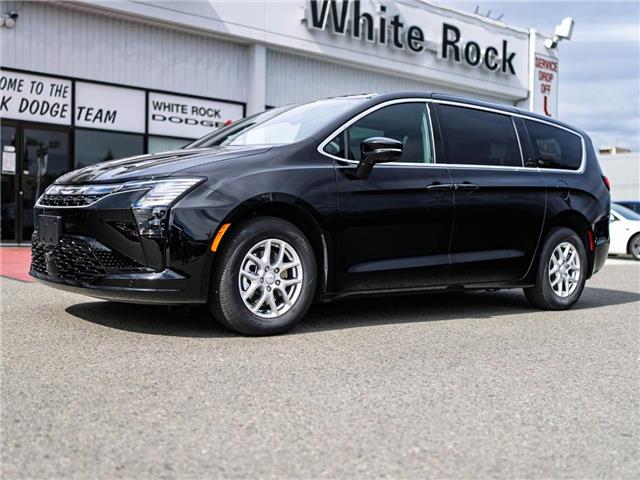 2027 Chrysler Pacifica Select in Surrey - Image 1 of 19