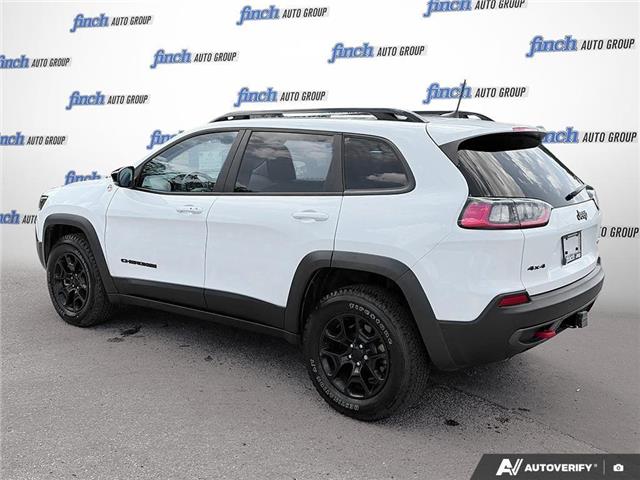 2023 Jeep Cherokee Trailhawk (Stk: 107417) in London - Image 4 of 26