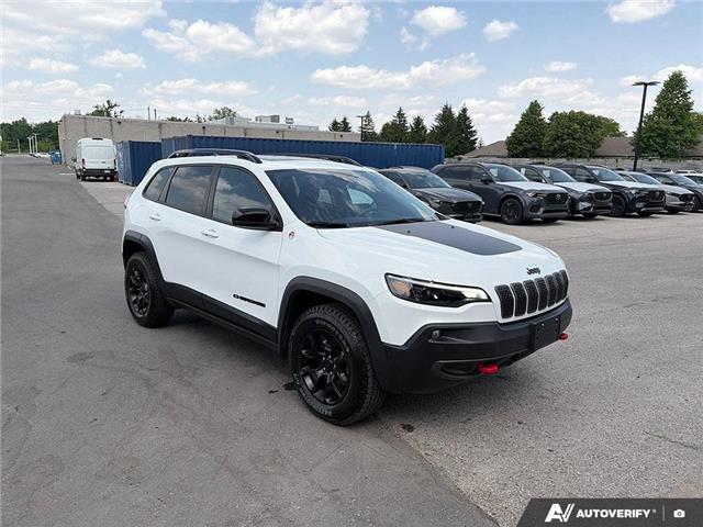 2023 Jeep Cherokee Trailhawk (Stk: 107417) in London - Image 6 of 26